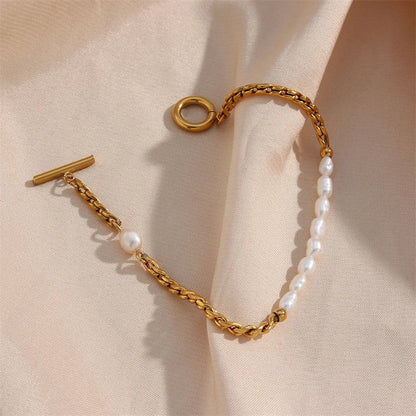 Vintage pearl bracelet with stainless steel
