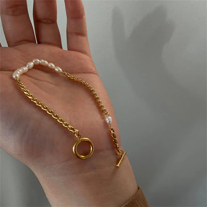 Vintage pearl bracelet with stainless steel