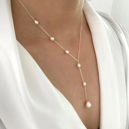 Vintage Hanger Pearls Necklace