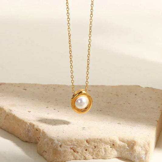 Gold-Plated Saltwater Pearl Necklace